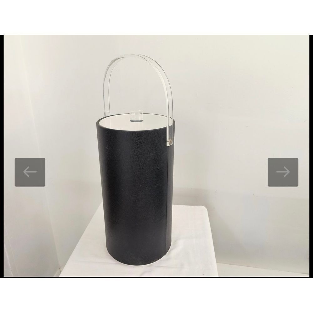 Sleek Black Ice Bucket with Clear Handle - Modern Bar Accessory